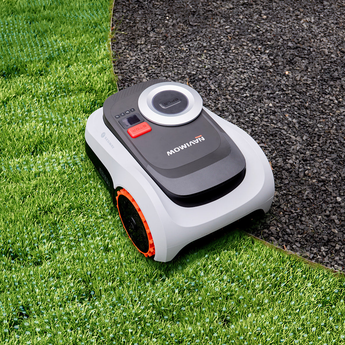 <p>Creazione di bordi netti e uniformi lungo recinzioni e muri.</p>